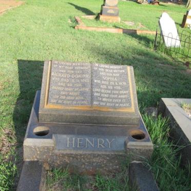 HENRY Richard Dominic -1967 &amp; Sophia -1976