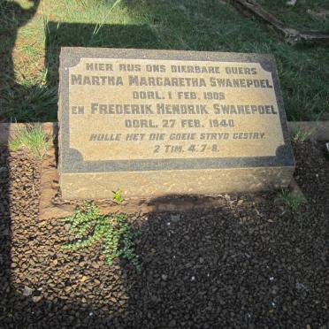SWANEPOEL Frederik Hendrik -1940 &amp; Martha Margaretha -1905