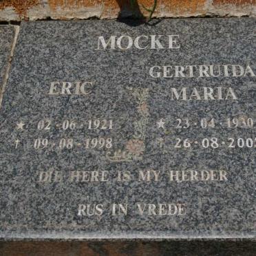 MOCKE Eric 1921-1998 &amp; Gertruida Maria 1930-2003