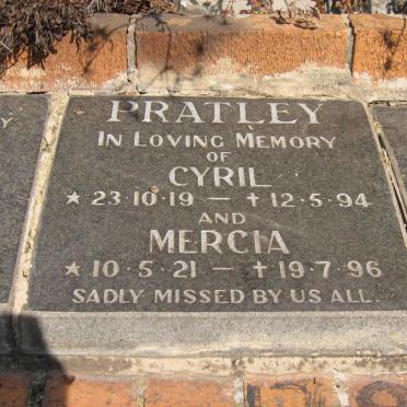 PRATLEY Cyril 1919-1994 &amp; Mercia 1921-1996