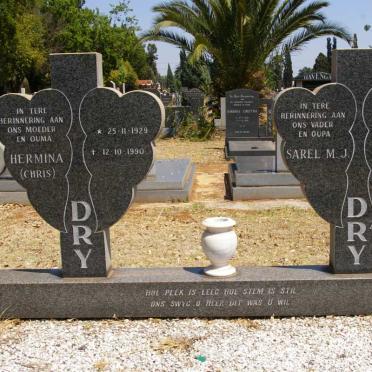 DRY Sarel M.J. 1928-1990 &amp; Hermina 1929-1990