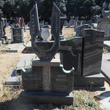 DLADLA Alfred Ndlalambi 1918-1997 &amp; Sarah Mantombana 1925-2000 :: DLADLA Agnes Danisile 1962-2002