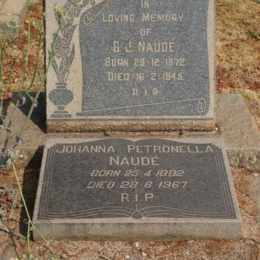NAUDÉ G.J. 1872-1945 &amp; Johanna Petronella 1882-1967