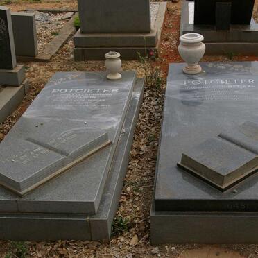 POTGIETER Jacobus Christiaan 1918-1980 &amp; Cornelia Johanna Elizabeth 1918-1993