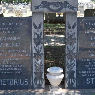 STORM Hendrik Jacobus 1905-1963 &amp; Catharina Wihelmina PRETORIUS previously STORM nee VENTER 1913-1969
