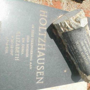 HOLTZHAUSEN Petrus Albertus 1918-1972 &amp; Elizabeth 1917-1981