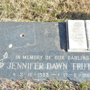 TRUTER Alan Michael 1954-1984 :: CHAPMAN Ann June -1956 :: TRUTER Jennifer Dawn 1953-1960