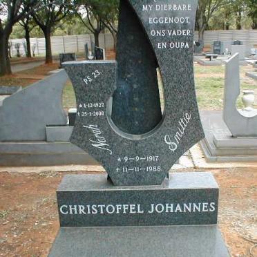 ? Christoffel Johannes 1917-1988 &amp; Norah 1927-2000