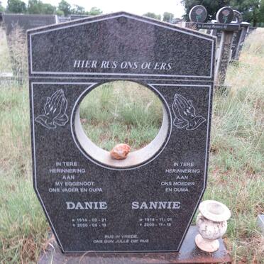 BOTHMA Danie 1914-2000 & Sannie 1914-2000