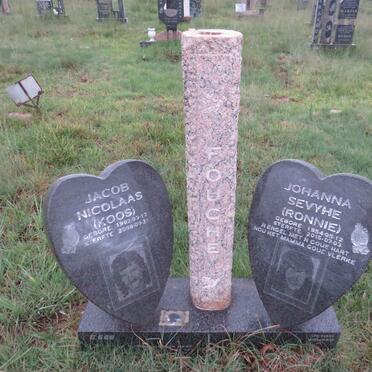 FOUCHE Jacob Nicolaas 1962-2008 & Johanna Sevyhe 1954-2015