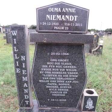 NIEMANDT Annie 1923-2011 :: NIEMANDT Willie 1966-2005