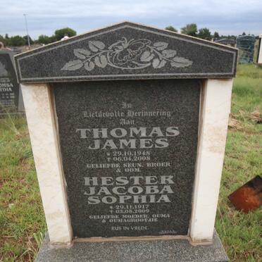 PARKER Hester Jacoba Sophia 1917-2009 :: PARKER Thomas James 1948-2008 
