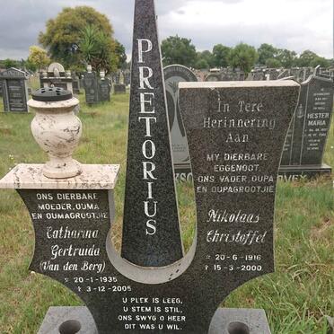 PRETORIUS Nikolaas Christoffel 1916-2000 & Catharina Gertruida VAN DEN BERG 1935-2005