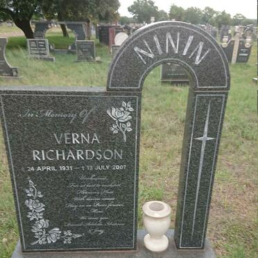 RICHARDSON Verna 1931-2007
