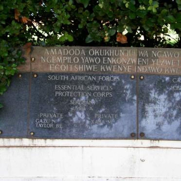 04. Memorial from left to right