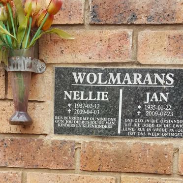 WOLMARANS Jan 1935-2009 &amp; Nellie 1937-2009