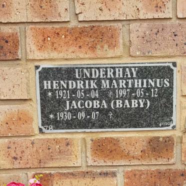 UNDERHAY Hendrik Marthinus 1921-1997 &amp; Jacoba 1930-