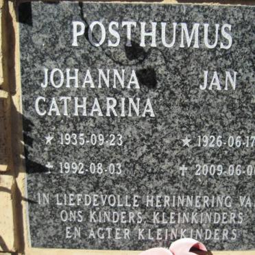 POSTHUMUS Jan 1926-2009 &amp; Johanna Catharina 1935-1992