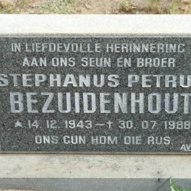 BEZUIDENHOUT Stephanus Petrus 1943-1988