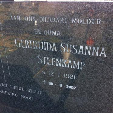 KRUGER Hendrik Lambertus Johannes 1921-1975 :: STEENKAMP Gertruida Susanna 1921-2007     