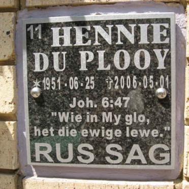 PLOOY Hennie, du 1951-2006