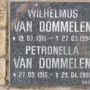 DOMMELEN Wilhelmus, van 1916-1994 &amp; Petronella 1916-2000