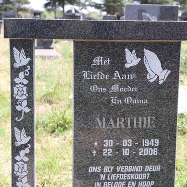 ? Marthie 1949-2006