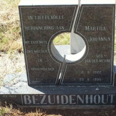 BEZUIDENHOUT Hermanus Carel 1924-1999 &amp; Martha Johanna VAN DER MERWE 1922-1995
