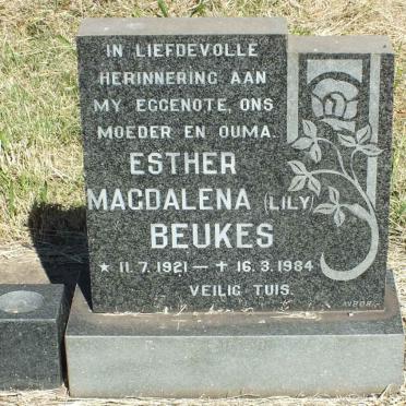 BEUKES Esther Magdalena 1921-1984