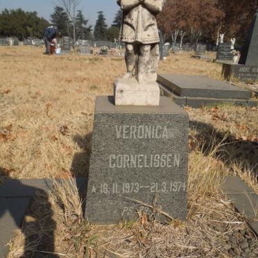 CORNELISSEN Veronica 1973-1974
