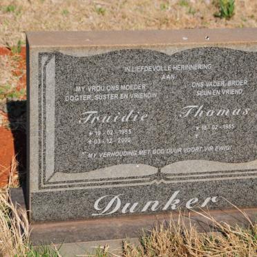 DUNKER Thomas 1955- & Truidie 1955-2000