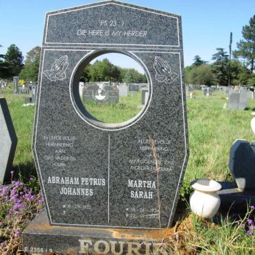 FOURIE Abraham Petrus Johannes 1932- &amp; Martha Sarah 1934-2002
