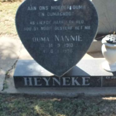 HEYNEKE Nannie 1910-1996