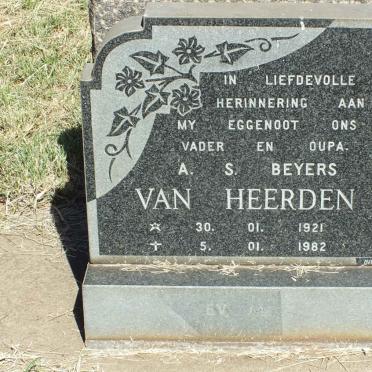 HEERDEN A.S. Beyers, van 1921-1982
