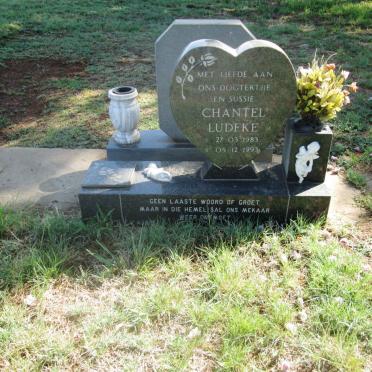 LUDEKE Chantel 1983-1993