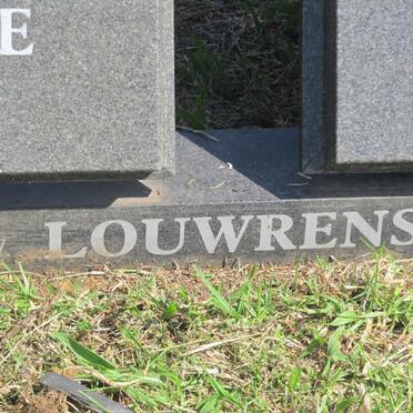 LOUWRENS Hennie 1940-2007 &amp; Marie 1937-201?