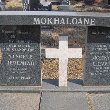 MOKHALOANE Ntsoele Jeremiah 1930-2000 &amp; Mosenyehi Elizabeth 1932-2014