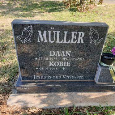 MÜLLER Daan 1933-2015 &amp; Kobie 1945-