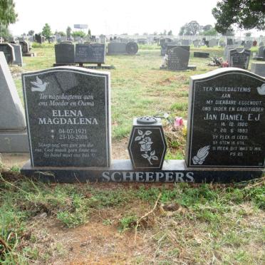 SCHEEPERS Jan Daniël E.J. 1920-1993 &amp; Elena Magdalena 1921-2008