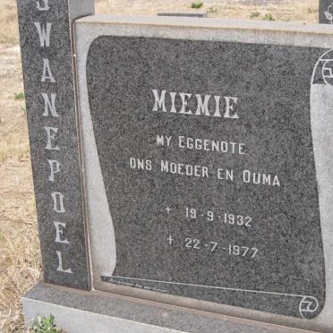 SWANEPOEL Miemie 1932-1977