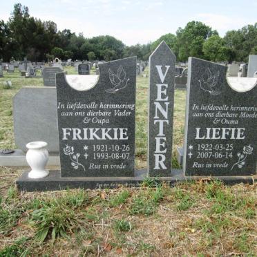 VENTER Frikkie 1921-1993 &amp; Liefie 1922-2007