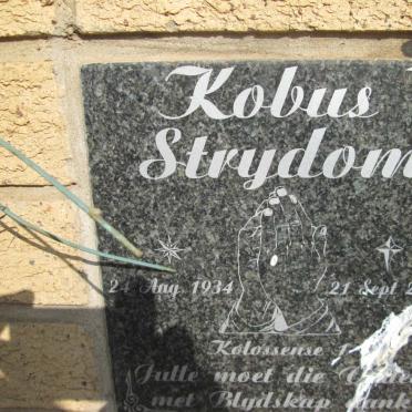 STRYDOM Kobus 1934-2010