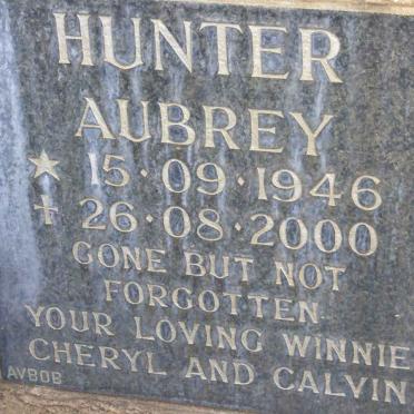 HUNTER Aubrey 1946-2000