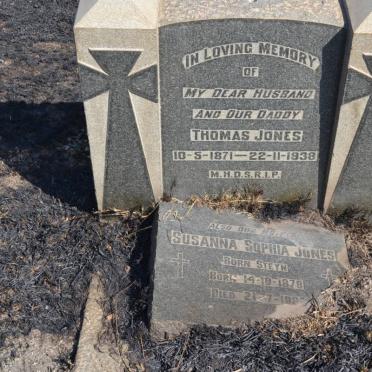 JONES Thomas 1871-1938 &amp; Susanna SOPHIA STEYN 1879-19??
