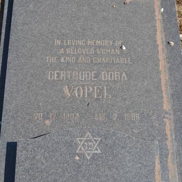 VOPEL Gertrude Dora 1904-1986
