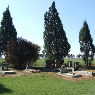 Gauteng, VEREENIGING district, Hartebeestfontein 473 IR, farm cemetery