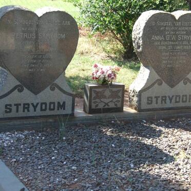 STRYDOM Petrus 1888-1976 &amp; Anna D.W. ACKERMAN 1890-1953