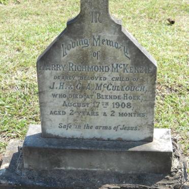 Kwazulu-Natal, CAMPERDOWN district, Mid-Illovo, St. Margaret's Anglican Church, Cemetery