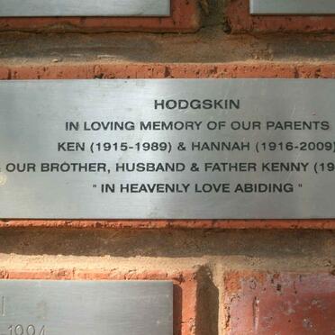 HODGSKIN Ken 1915-1989 &amp; Hannah 1916-2009 :: HODGSKIN Kenny 1953-1994