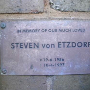 ETZDORF Steven, von 1986-1997